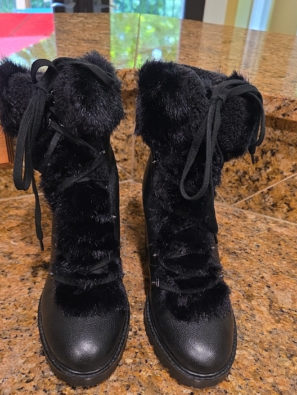 Guess Faux Fur Lined Block Heel Boots - SZ 10 - Picture 3 of 11
